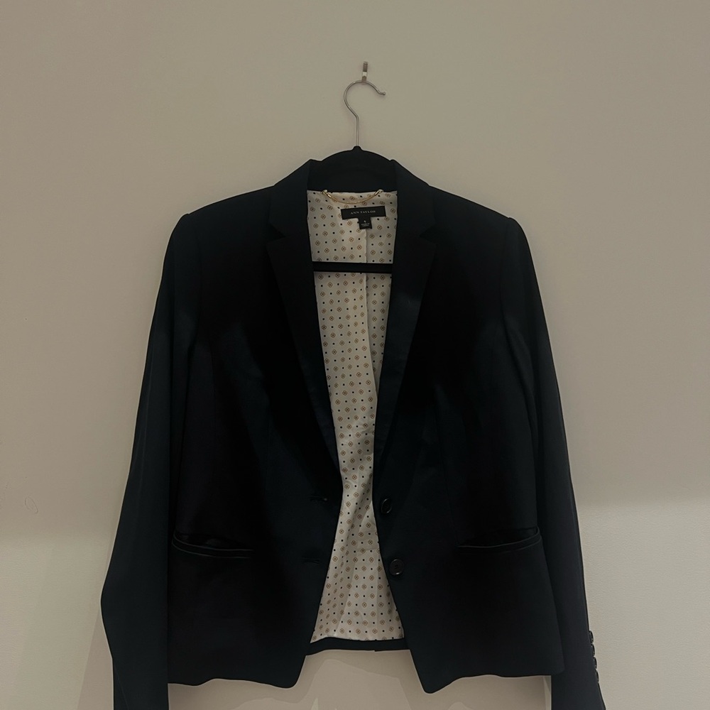 Ann Taylor Elegant Black Blazer